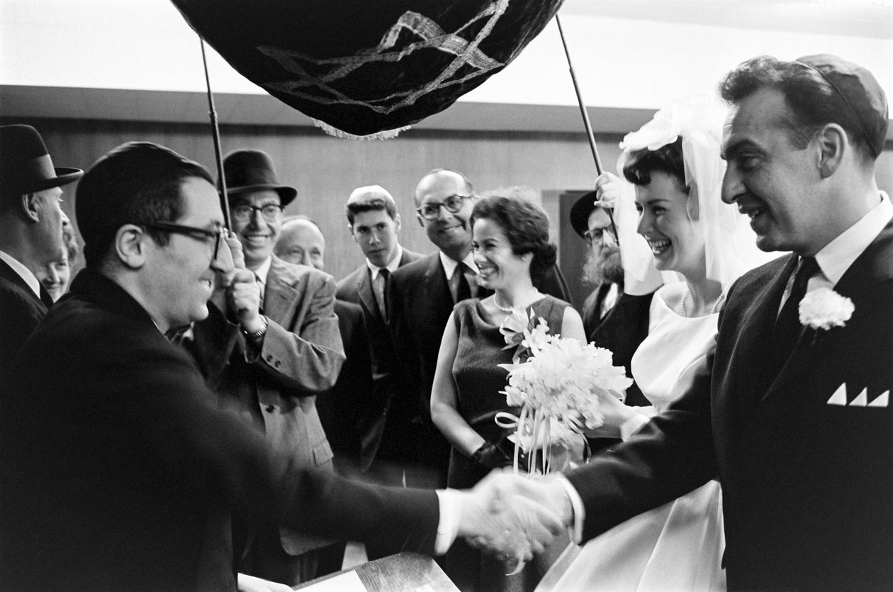 Jewish marriage performed by American Jews under the wedding canopy (chuppah) in Seattle by Ted Spiegel