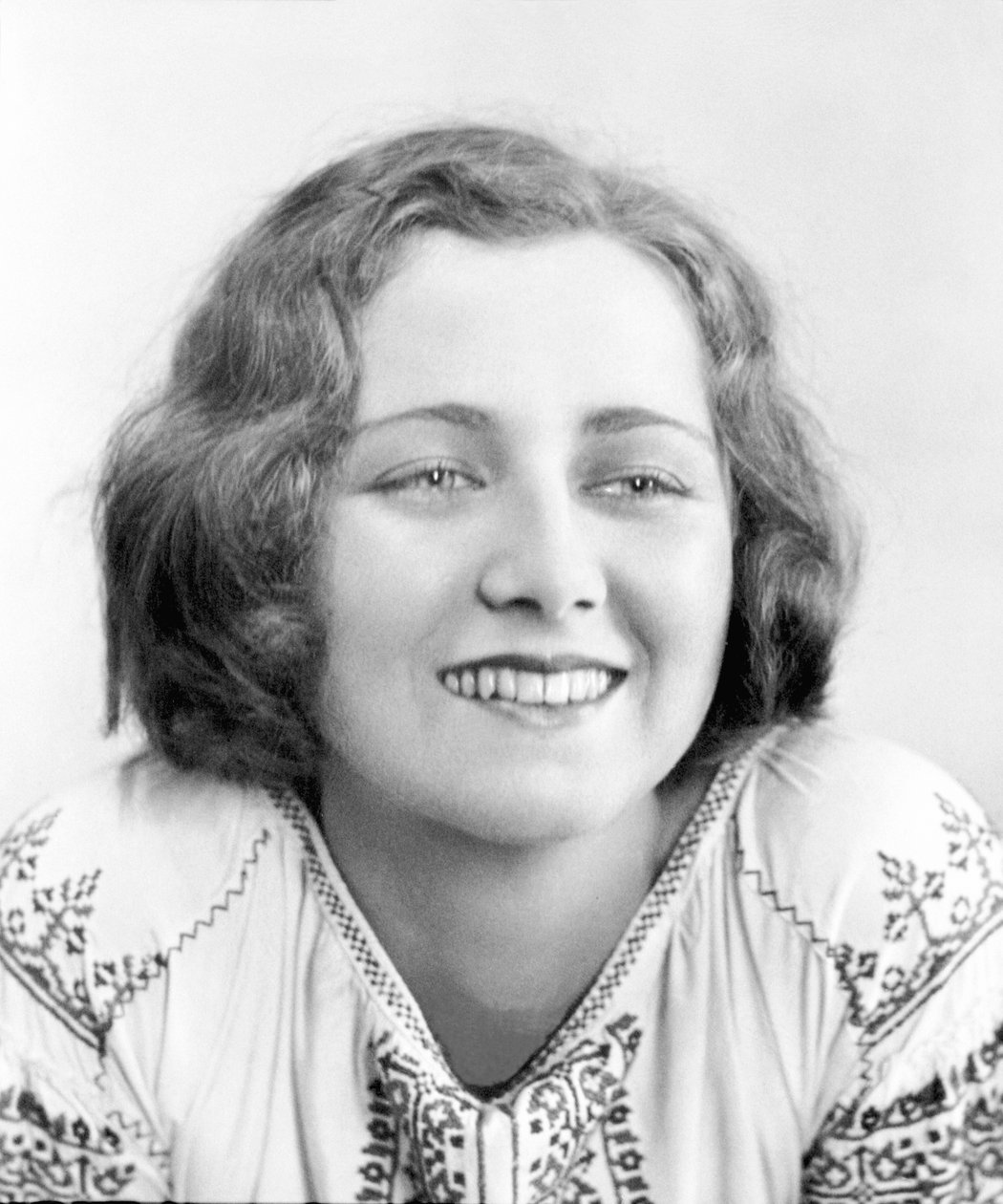 Ione Robinson, Mexico City (1929) by Tina Modotti