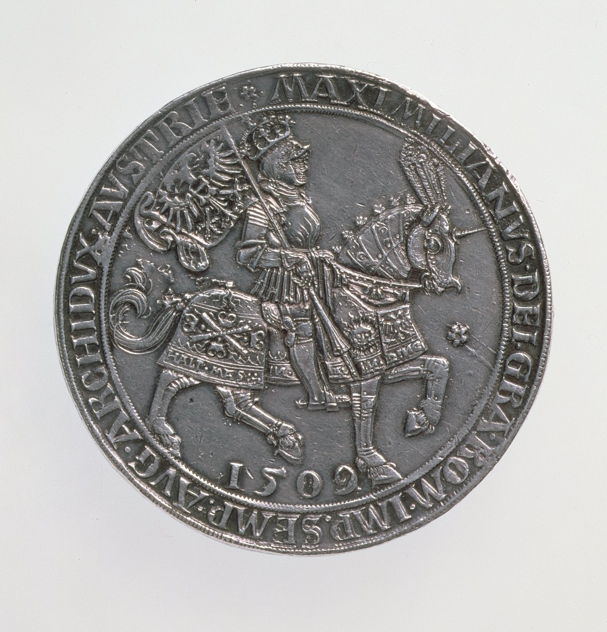 Kronungsdoppelguildiner (Double-Guildener) of Emperor Maximilian I (1493-1519), Antwerp Mint, Reissue of a 1509 Coin, 1517 (Obverse) by Ulrich Ursentaler