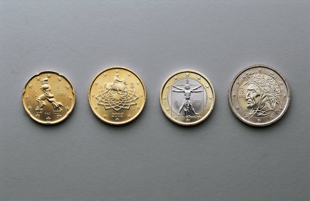 20 cent, 50 cent by Umberto Boccioni