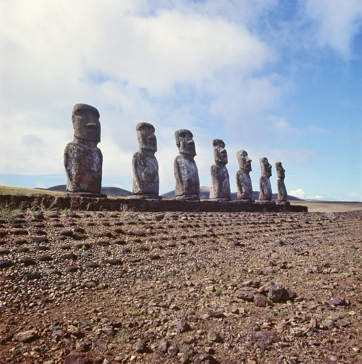 Monolithic Statues on Ahu Akivi, c.1000-1600 by Unbekannt Unbekannt
