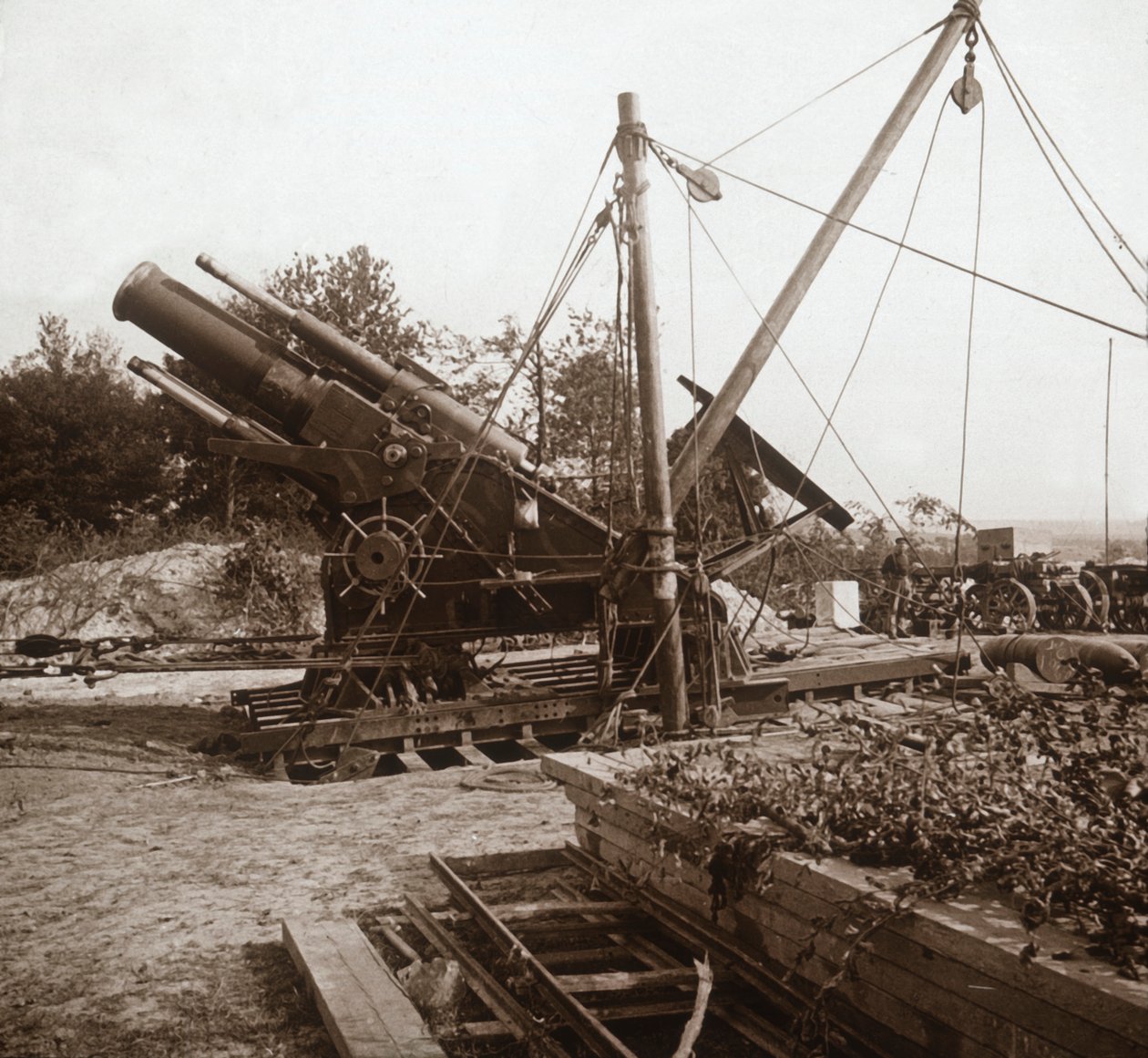 220 Mortar, Genicourt, Northern France by Unbekannt