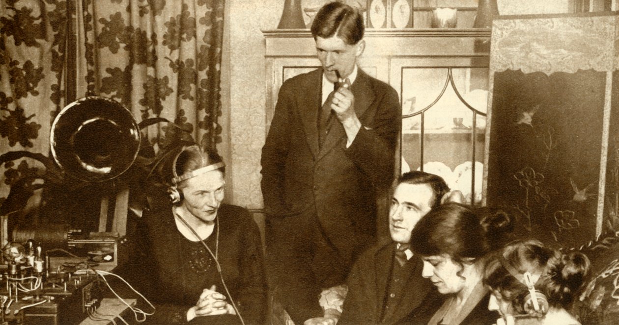 A Family Listening to the Results of the General Election of 1923 by Unbekannt