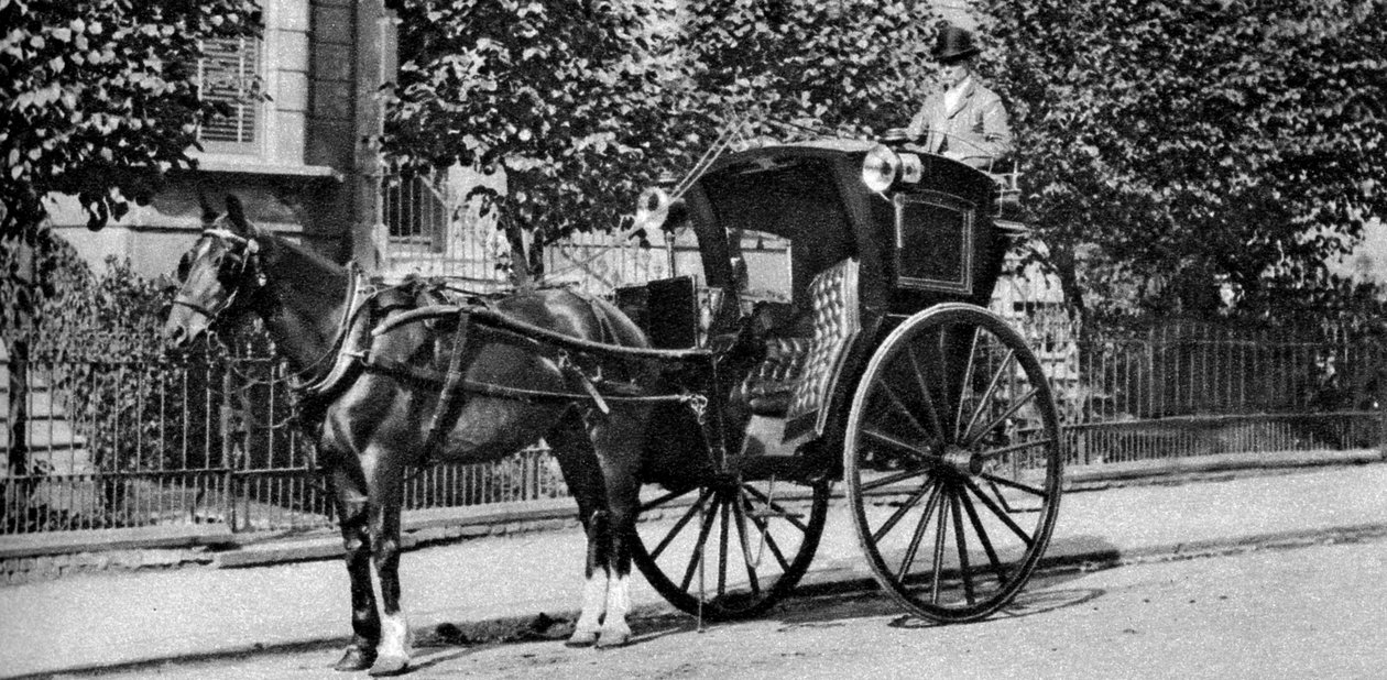 A Horse-Drawn Hansom Cab, London, 1926-1927 by Unbekannt