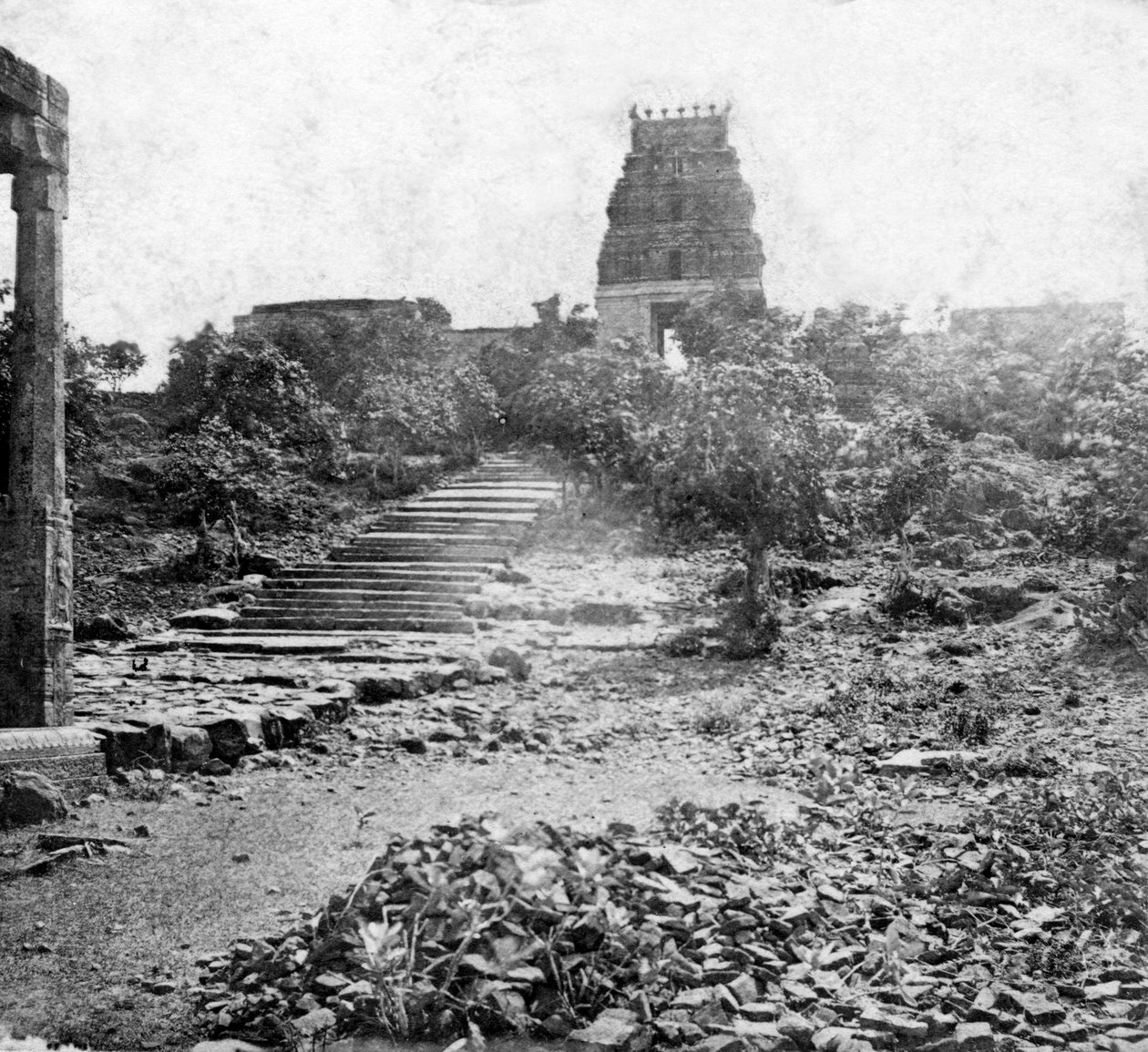 A Ruined Temple Near Madras, India by Unbekannt