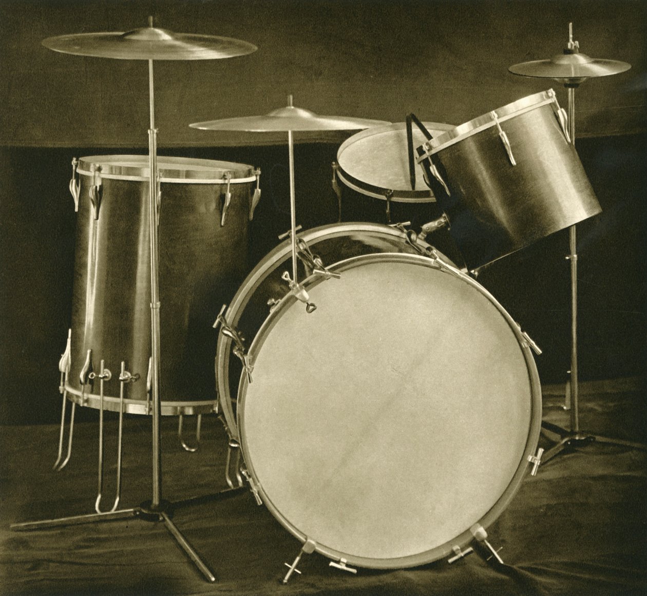 A set of percussion instruments drums and cymbals of Czechslovak manufacture by Unbekannt