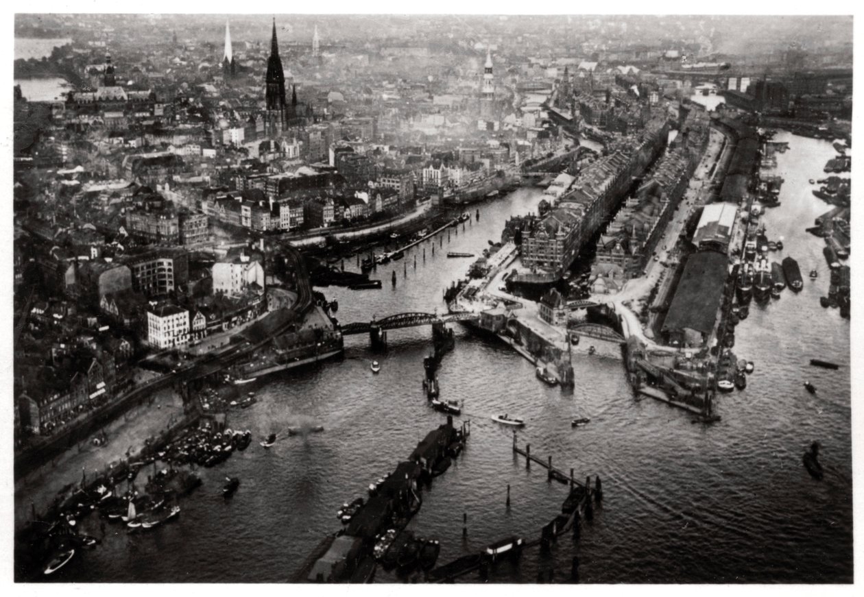 Aerial View of Hamburg Harbour, Germany, from a Zeppelin, c1931-1933 by Unbekannt