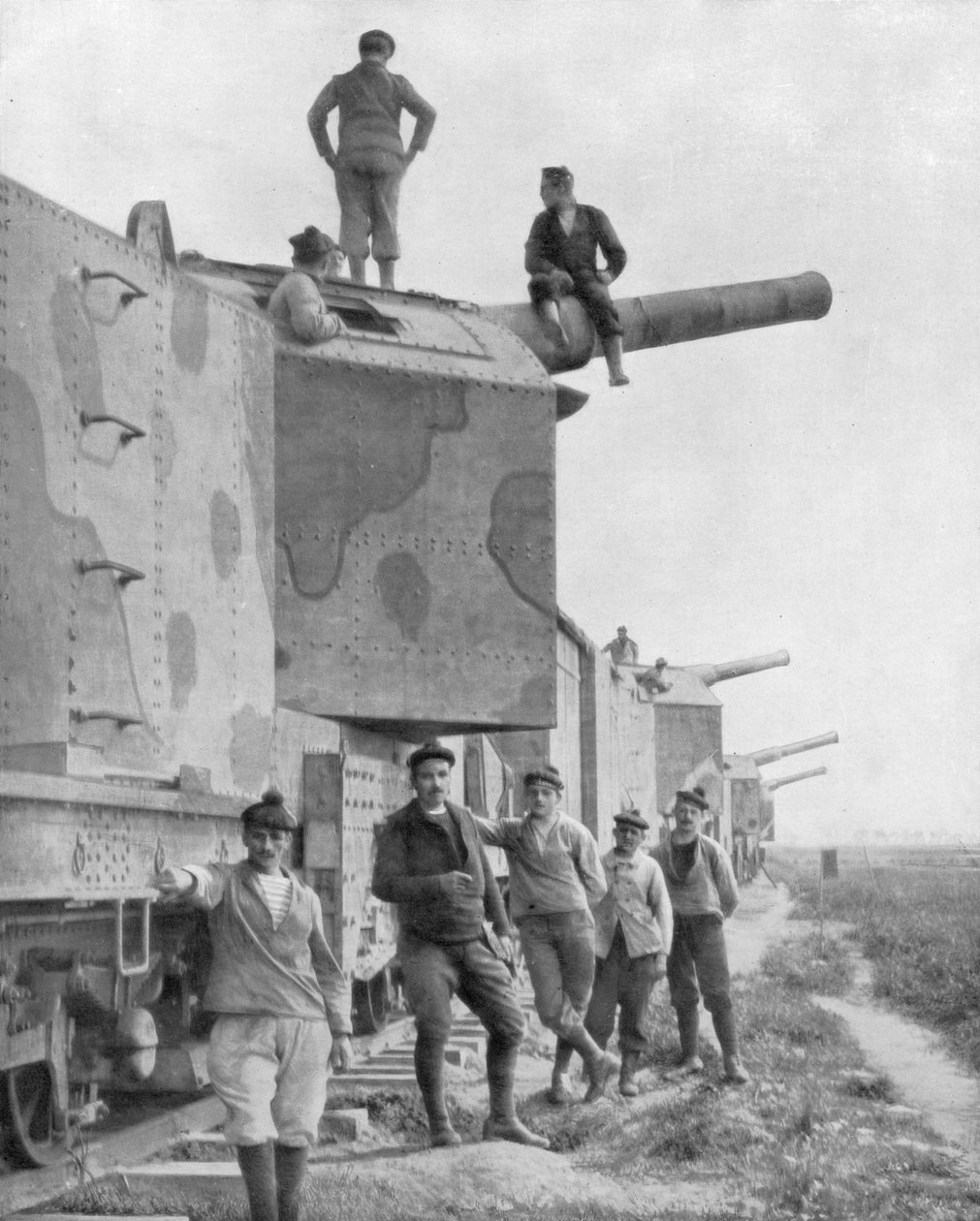 An Armoured Train Battery, 1918 by Unbekannt
