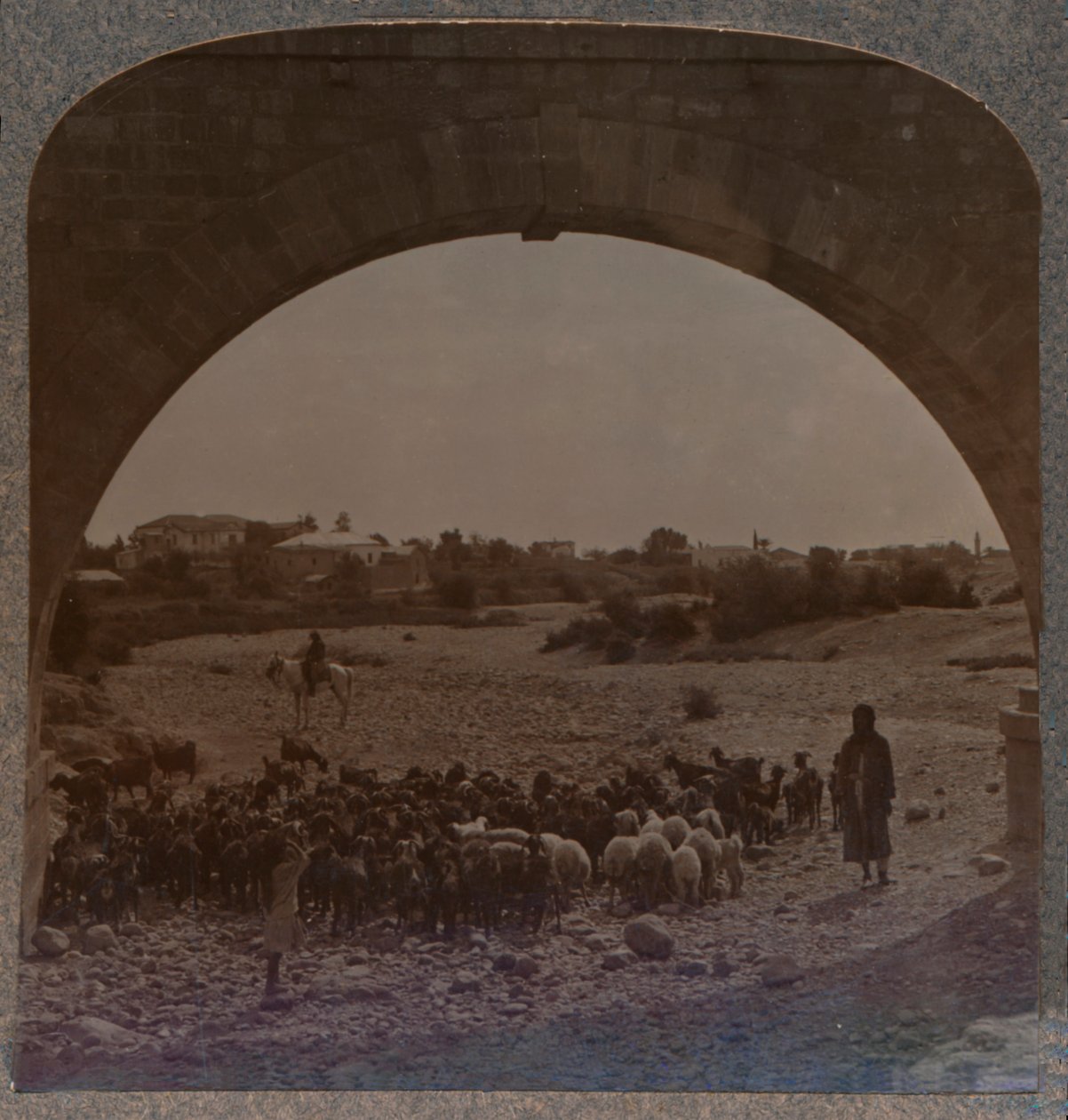 Aqueduct showing Jericho through Arch, c1900 by Unbekannt