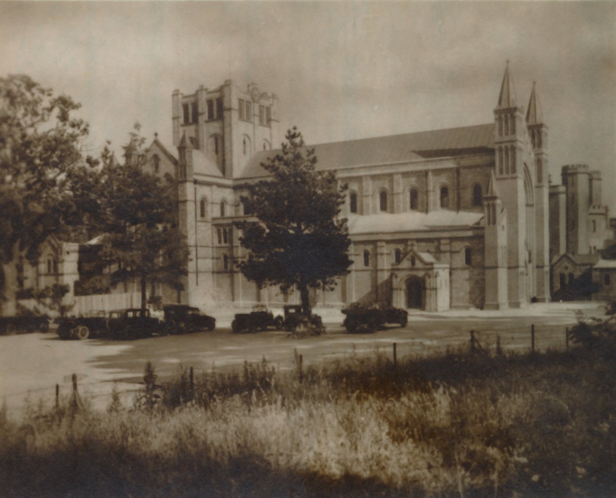 Buckfast Abbey Church, North View, late 19th-early 20th century by Unbekannt