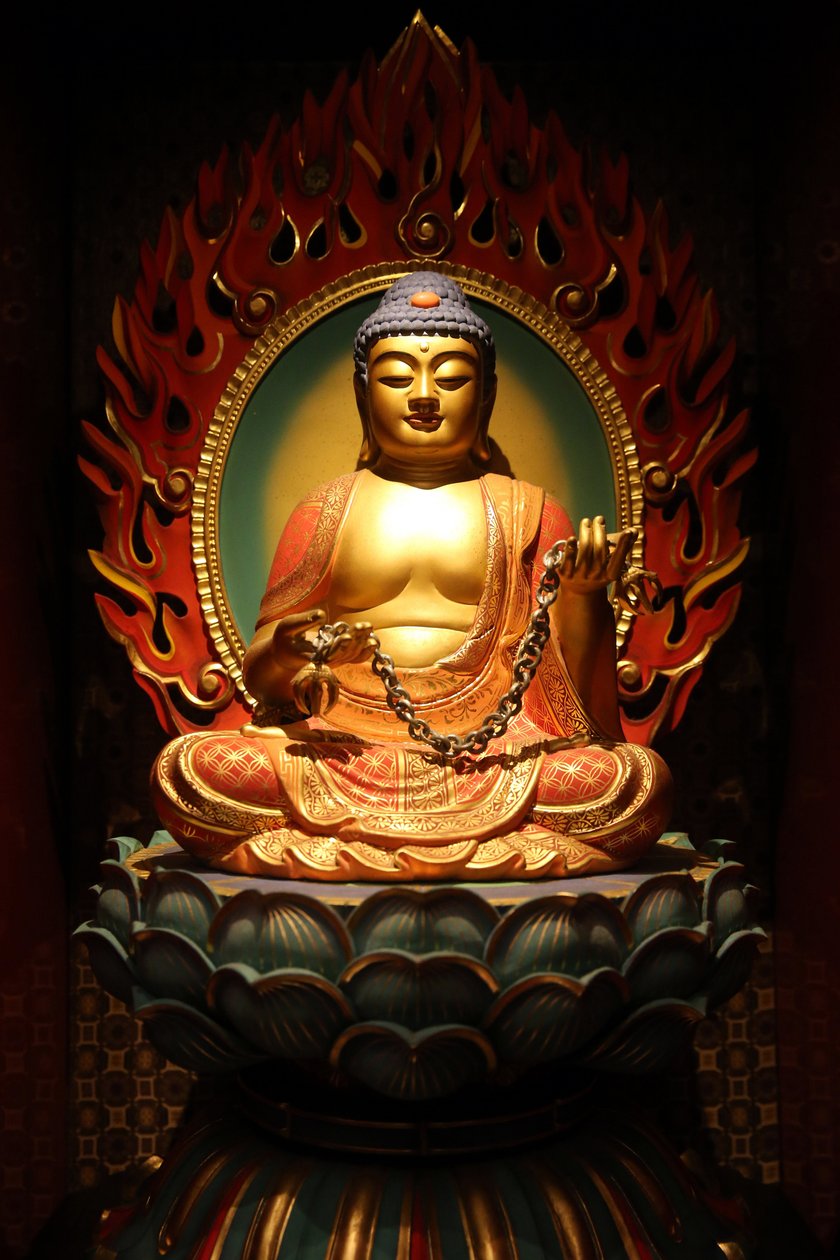 Buddha Statue, Buddha Tooth Relic Temple, Chinatown, Singapore by Unbekannt
