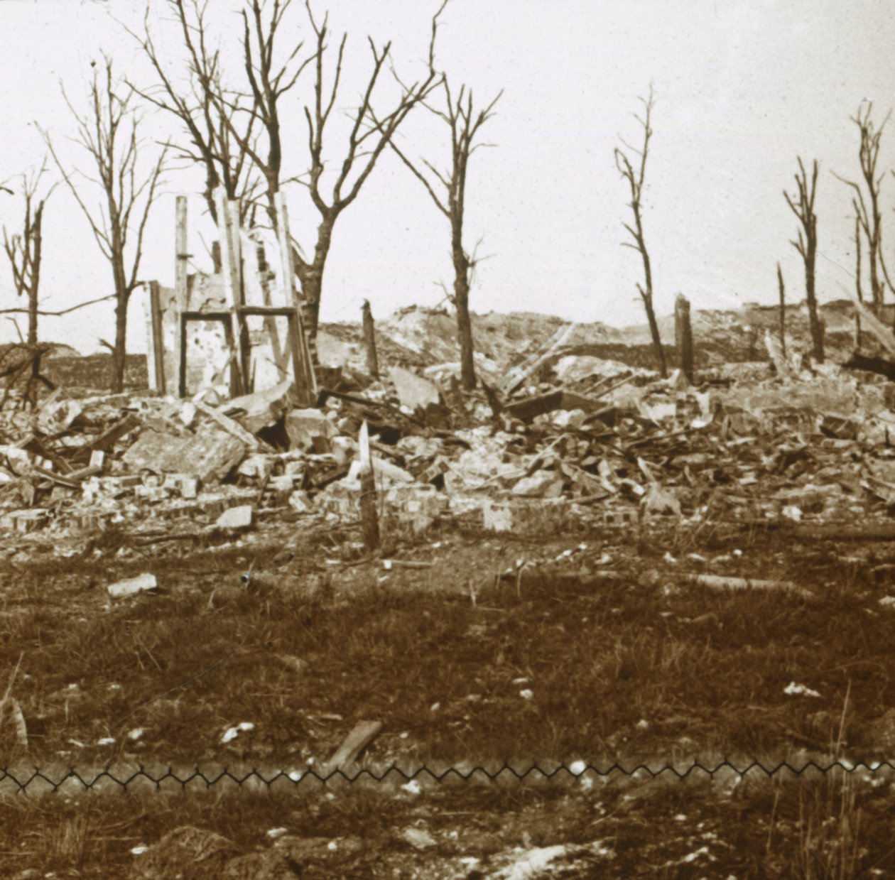 By the Tavannes Fort, Verdun, Northern France, c1914-c1918 by Unbekannt
