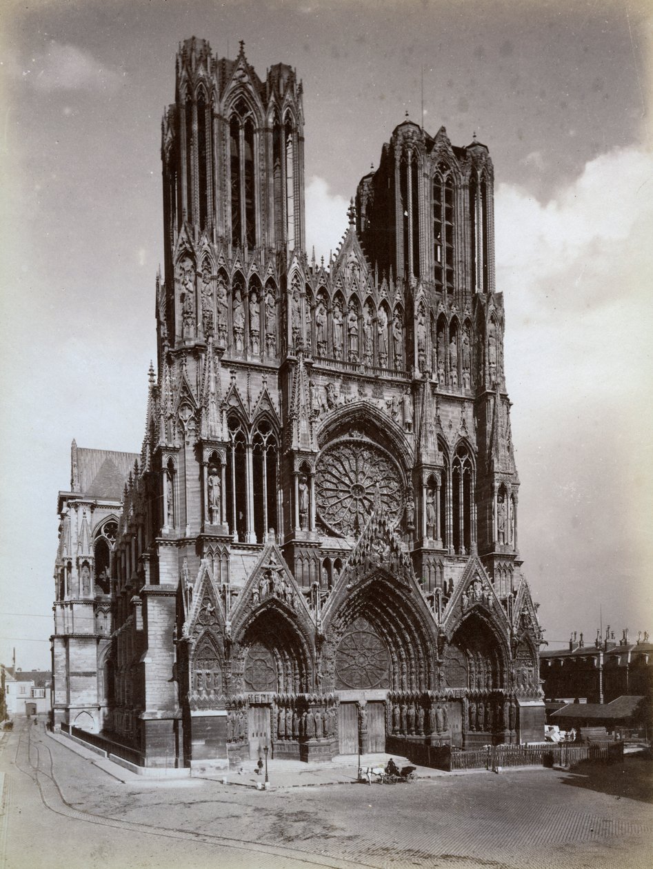 Cathedral of Notre-Dame, Reims, France by Unbekannt