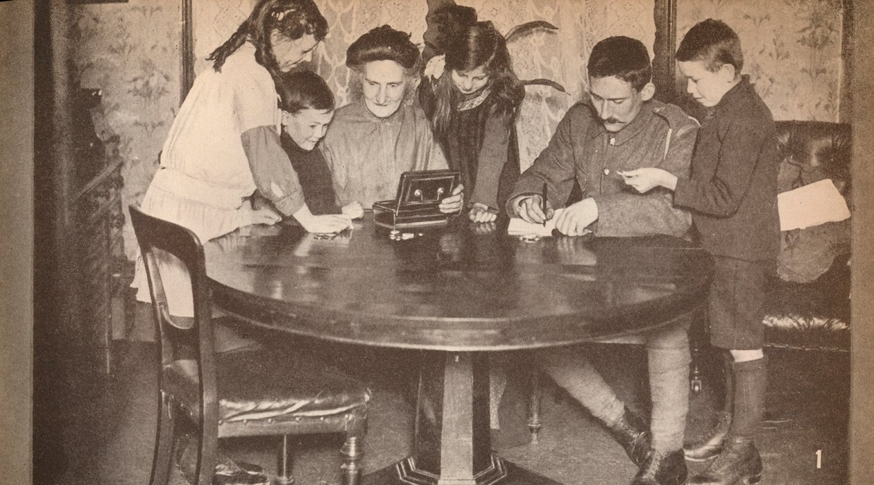 Children emptying their money-boxes to invest in war loan, c1917 by Unbekannt