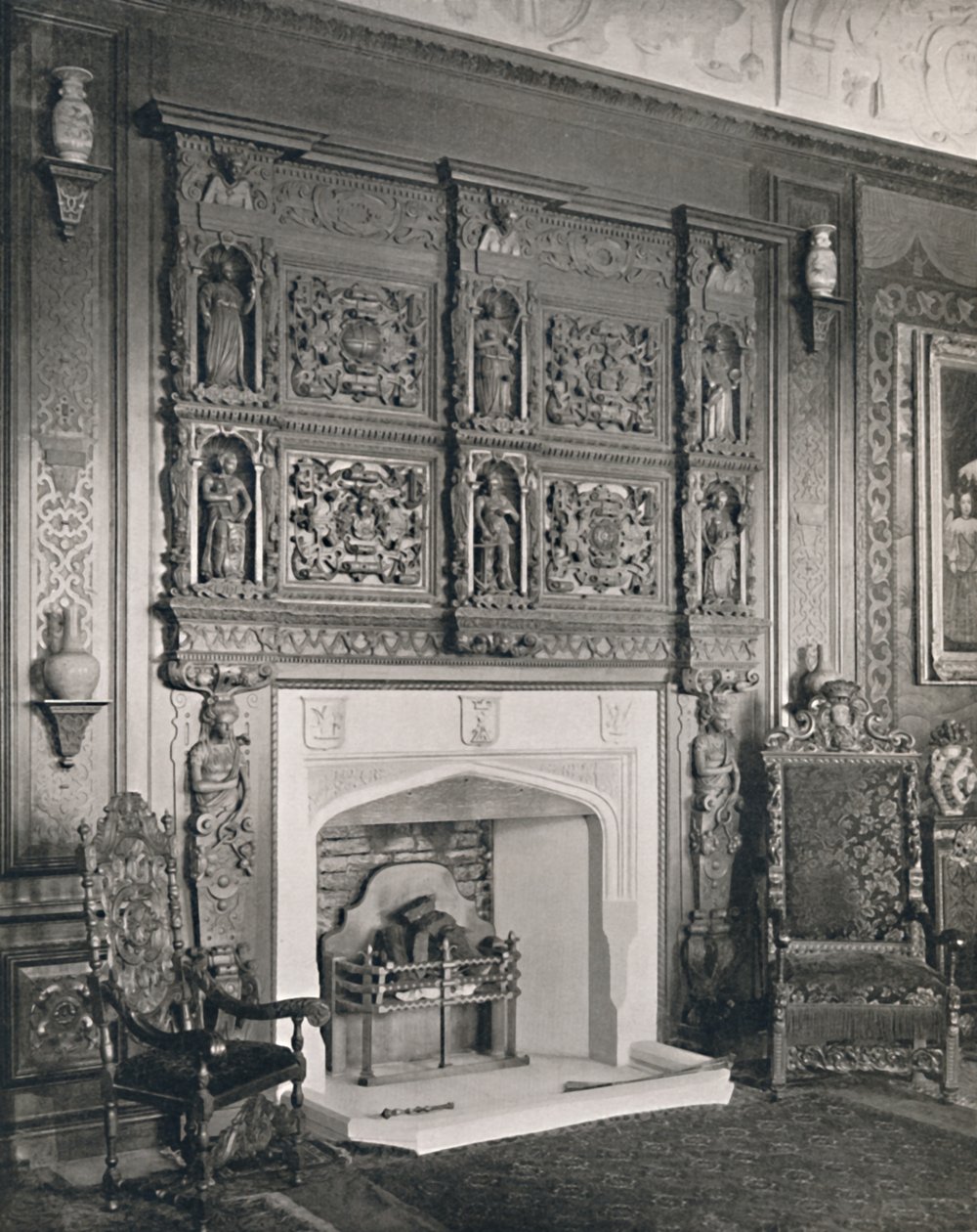 Chimney-Piece in the King William Drawing Room, Castle Ashby, 1927 by Unbekannt