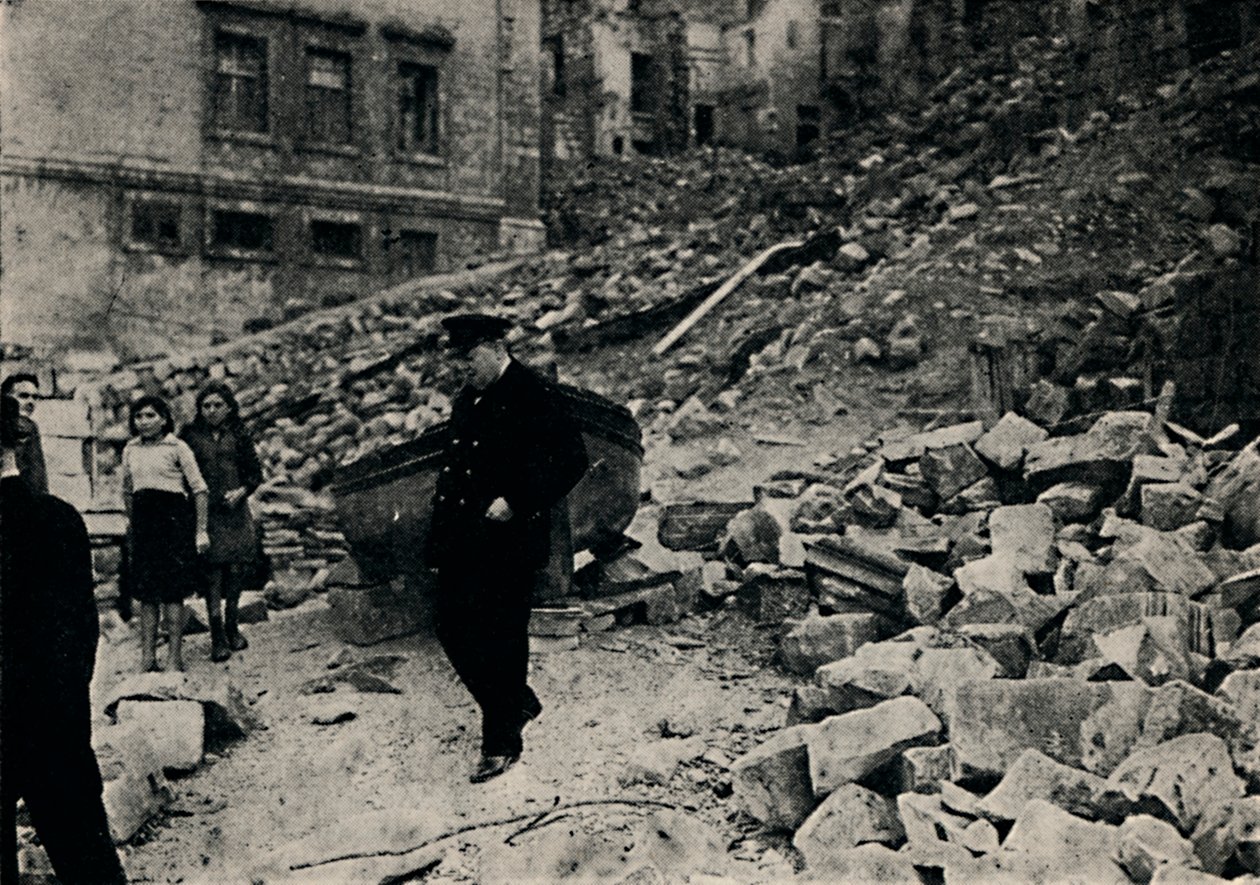 Churchill Visits Battered Malta by Unbekannt