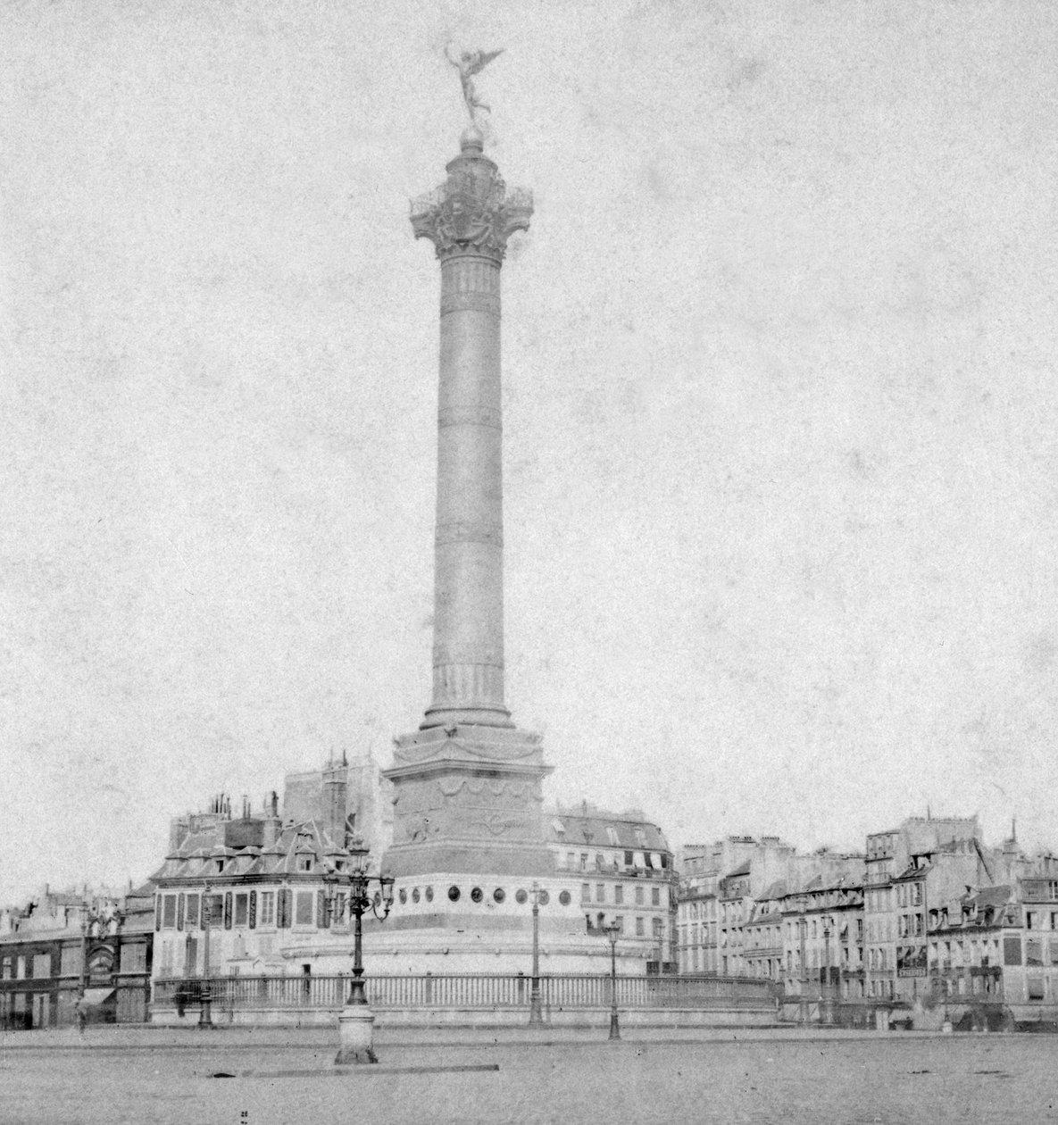 Colonne de Juillet, Place de la Bastille, Paris, France by Unbekannt