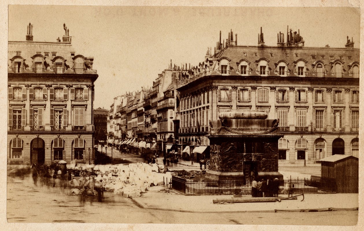 Commune of Paris (1871) seen from Place Vendome with the destroyed column by Unbekannt