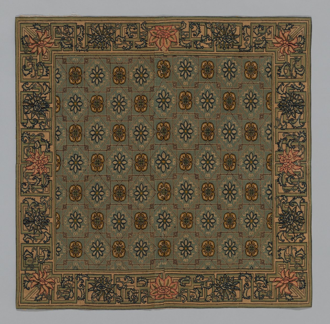 Cushion Cover, China, Qing Dynasty by Unbekannt