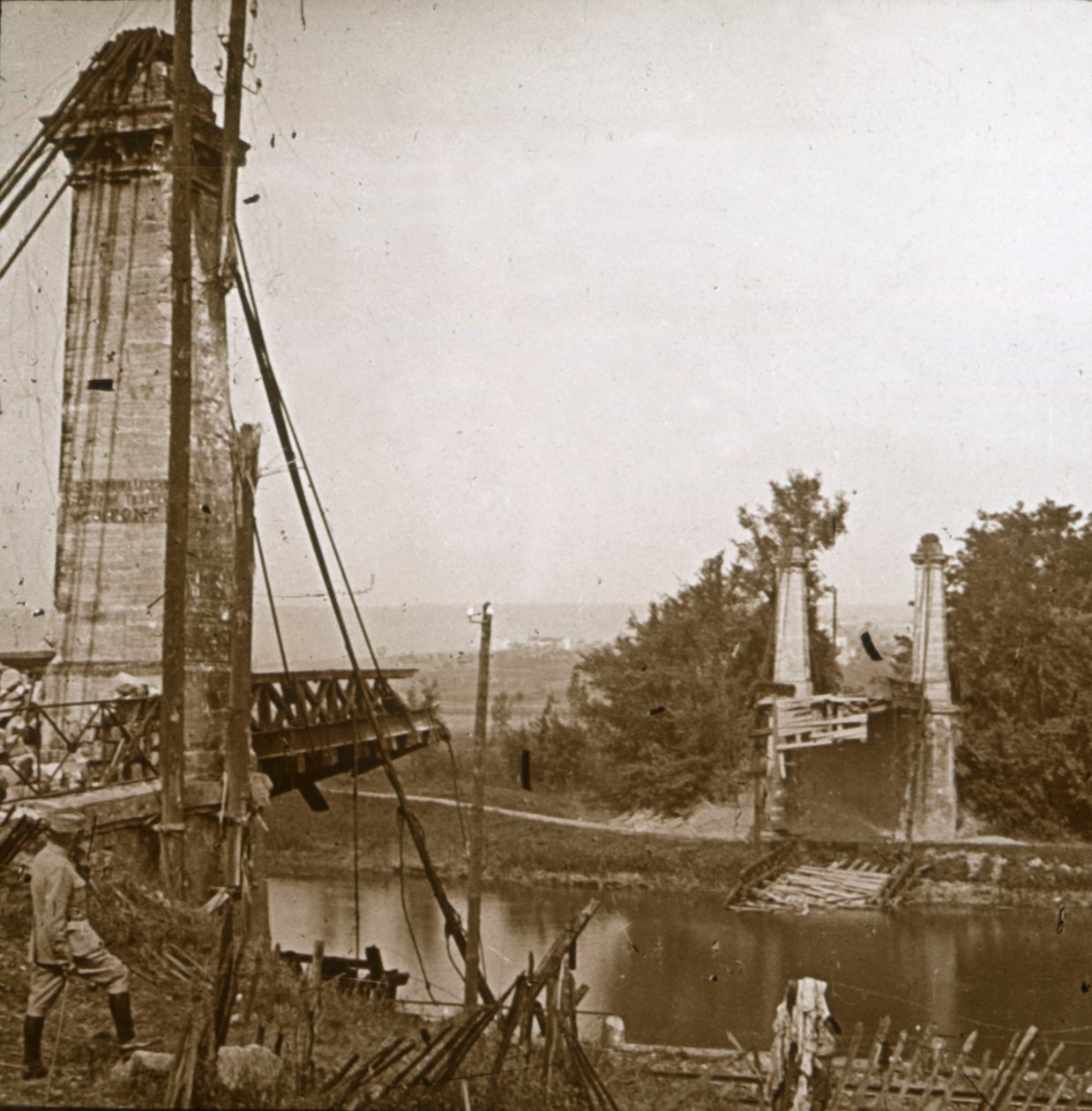 Damaged Bridge, Dormans, Northern France, c1914-c1918 by Unbekannt