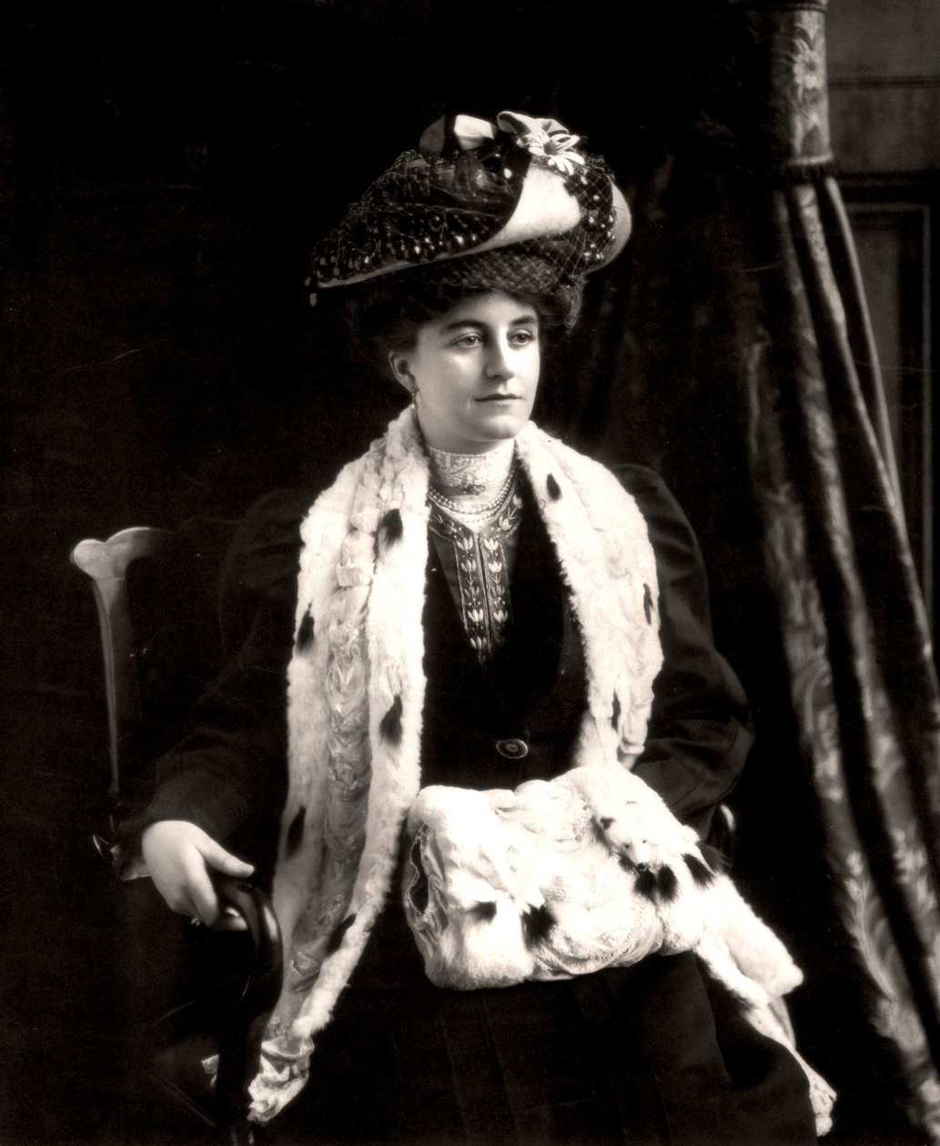 Dorothy Gladstone, Late 19th Century by Unbekannt