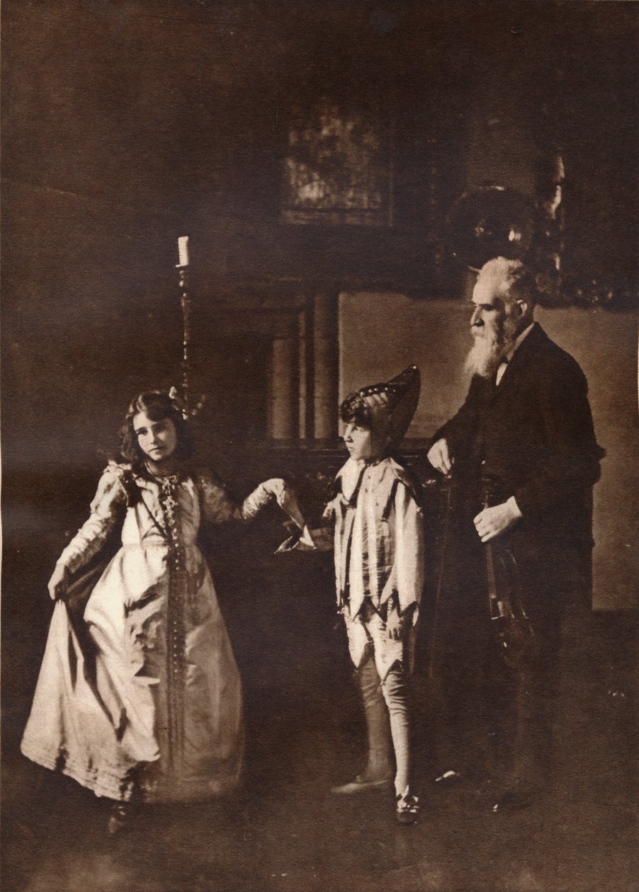 Elizabeth Angela Marguerite Bowes-Lyon, in a dance lesson with her brother by Unbekannt