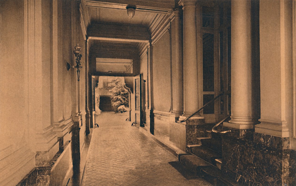 Entrance to the Cuban Embassy in Brussels, Belgium, 1927 by Unbekannt