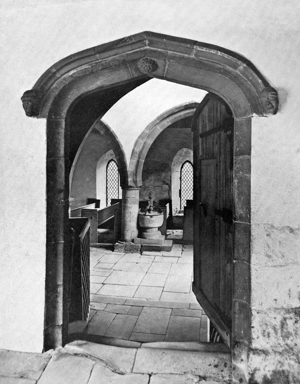 Entrance to the Chapel, Haddon Hall, Derbyshire by Unbekannt