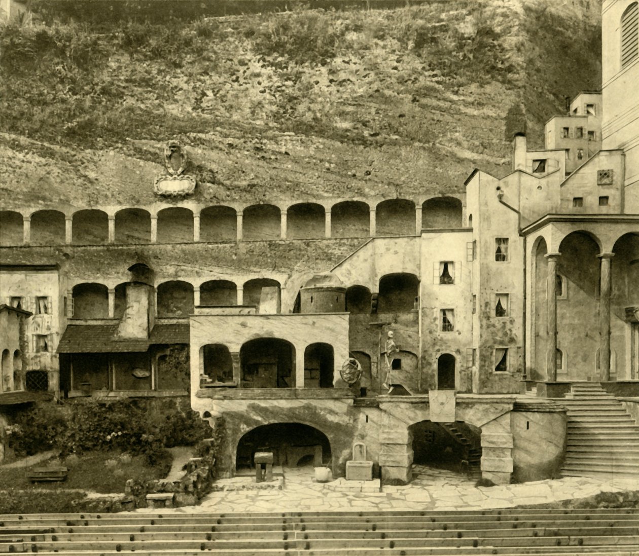 Faust Town in the Felsenreitschule, Salzburg, Austria, c1935 by Unbekannt