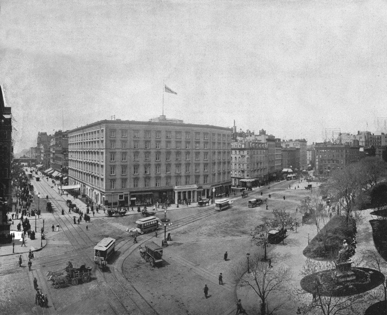 Fifth Avenue and Madison Square, New York, USA by Unbekannt