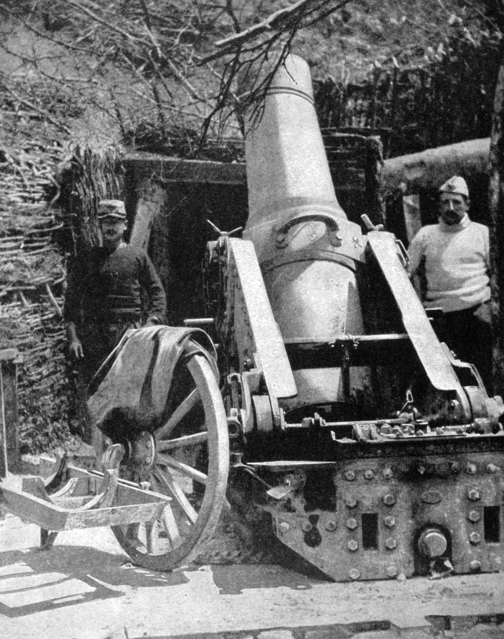 French 270 heavy artillery mortar, Artois, France, World War I by Unbekannt