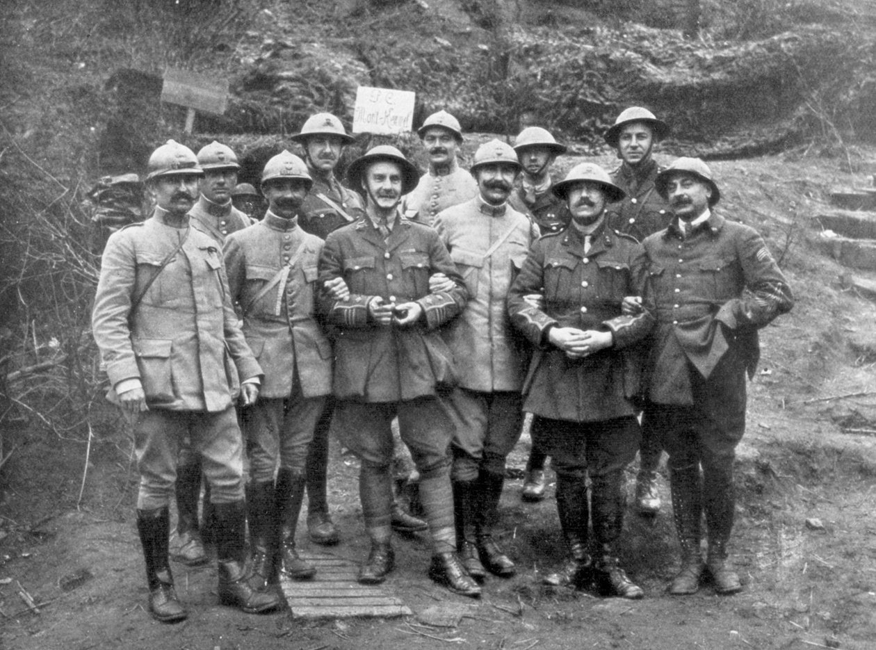 French and English Officers at Mount Kemmel Near Ypres, Belgium, April 1918 by Unbekannt