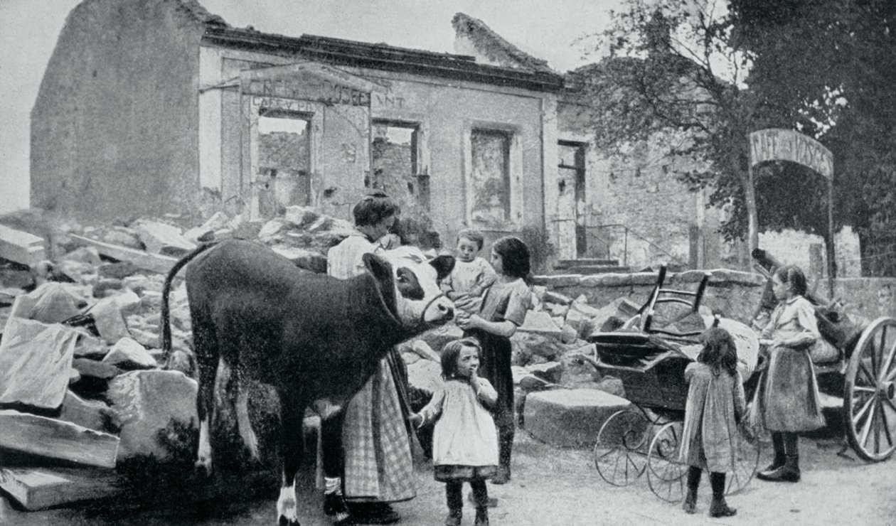 French Refugees Return to Their Abandoned Village, Artois, World War I by Unbekannt