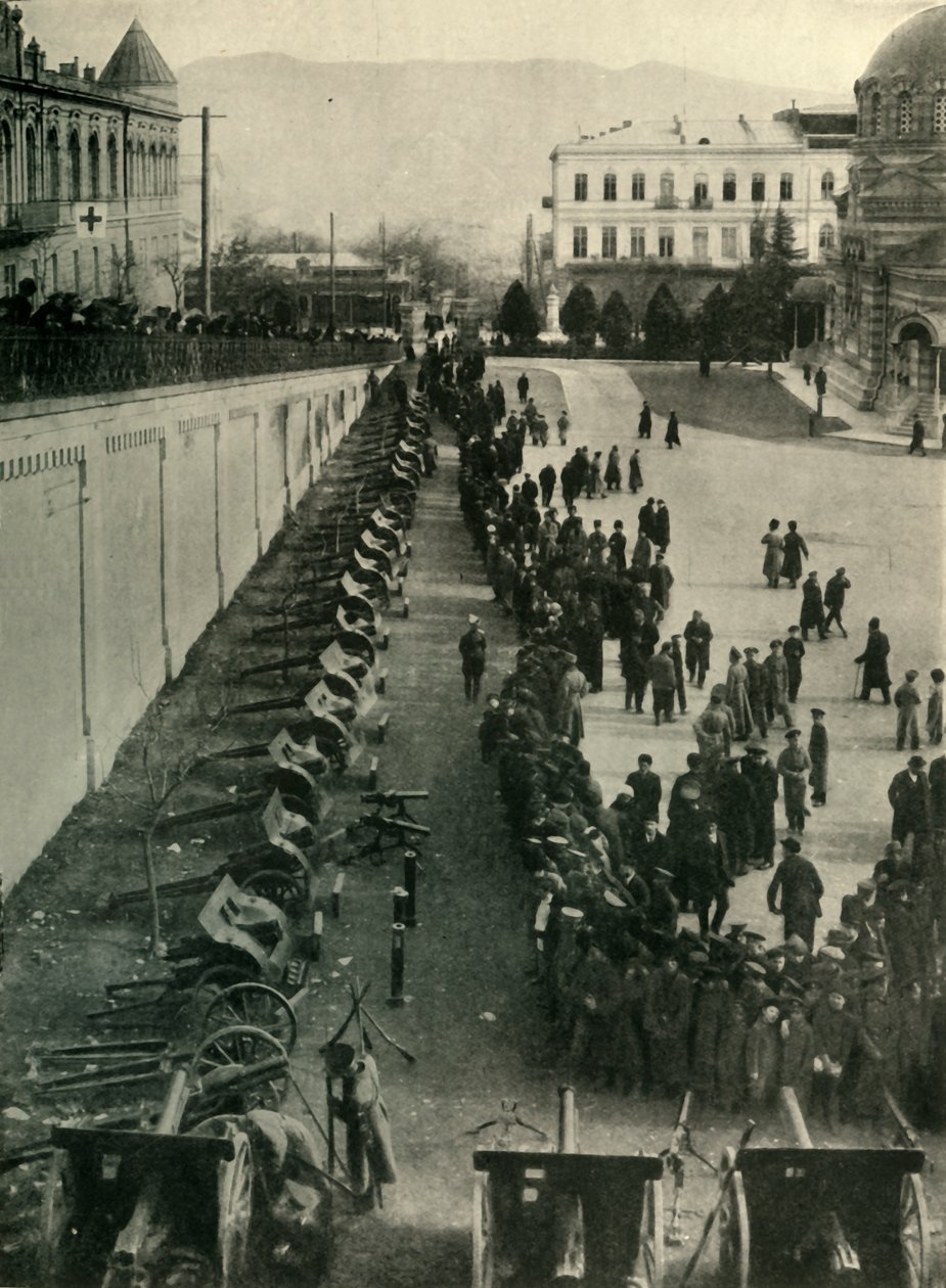 German Guns Captured by the Russian Army, First World War by Unbekannt