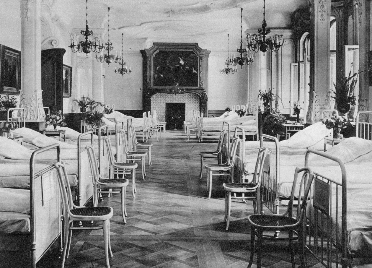 German hospital dormitory for soldiers, Frankfurt am Main, Germany, World War I by Unbekannt