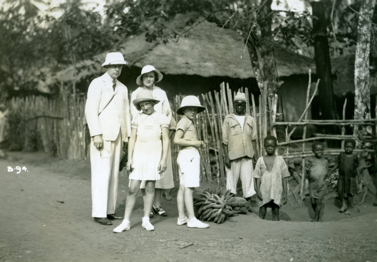Group Portrait of Europeans and Locals, Sierra Leone by Unbekannt