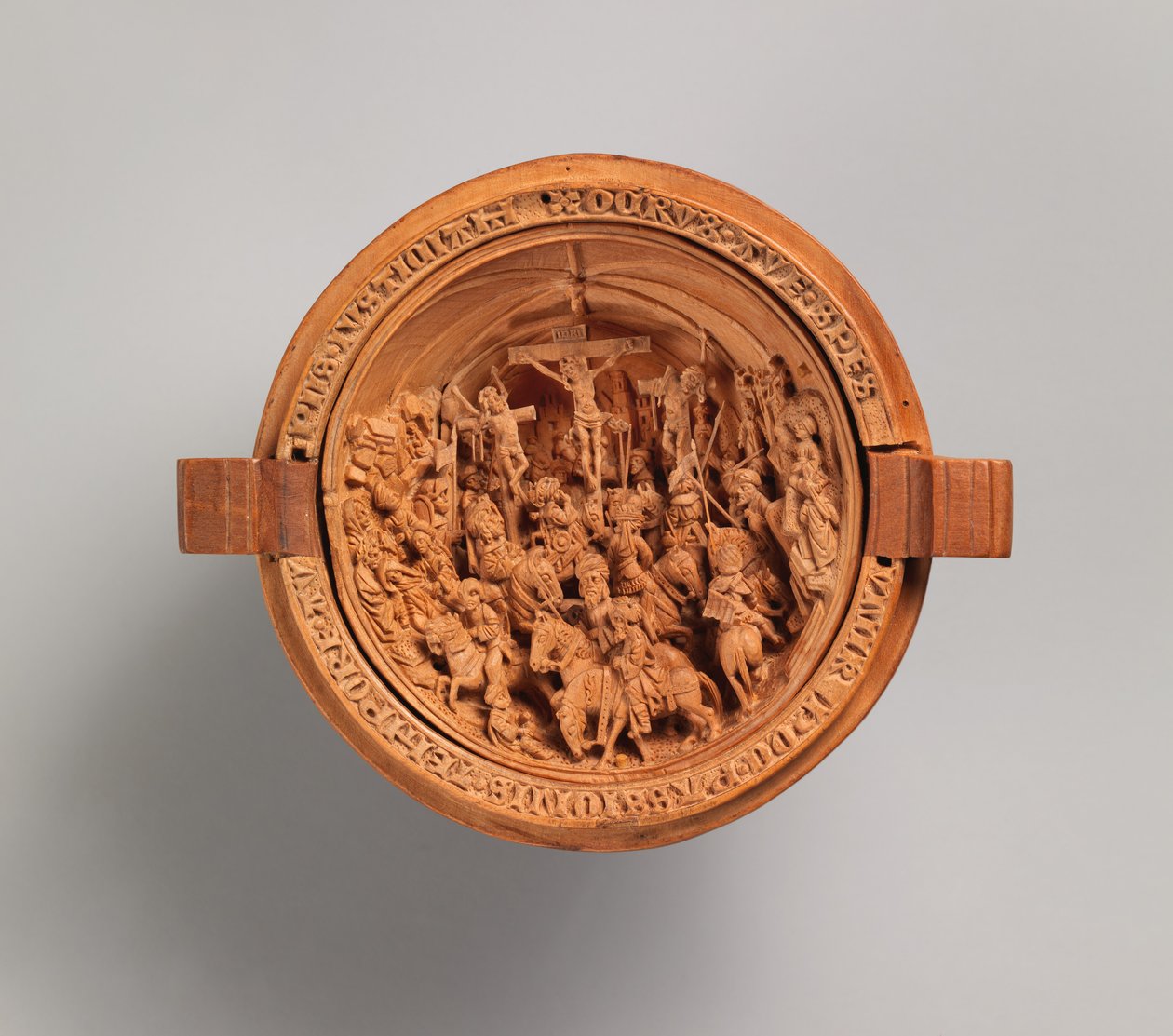 Half of a Prayer Bead with the Crucifixion by Unbekannt