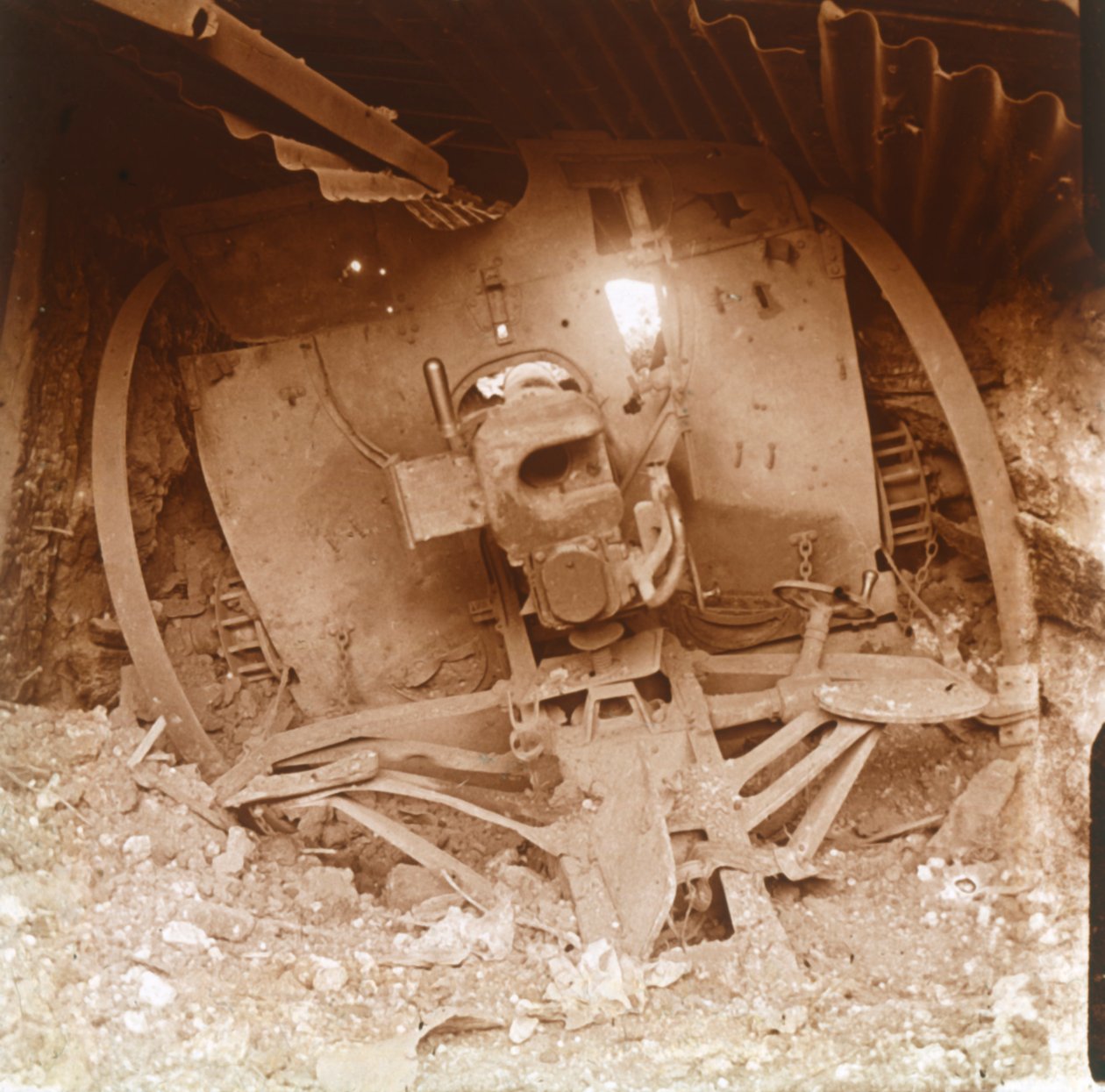 Heavy Artillery, Somme, Northern France by Unbekannt
