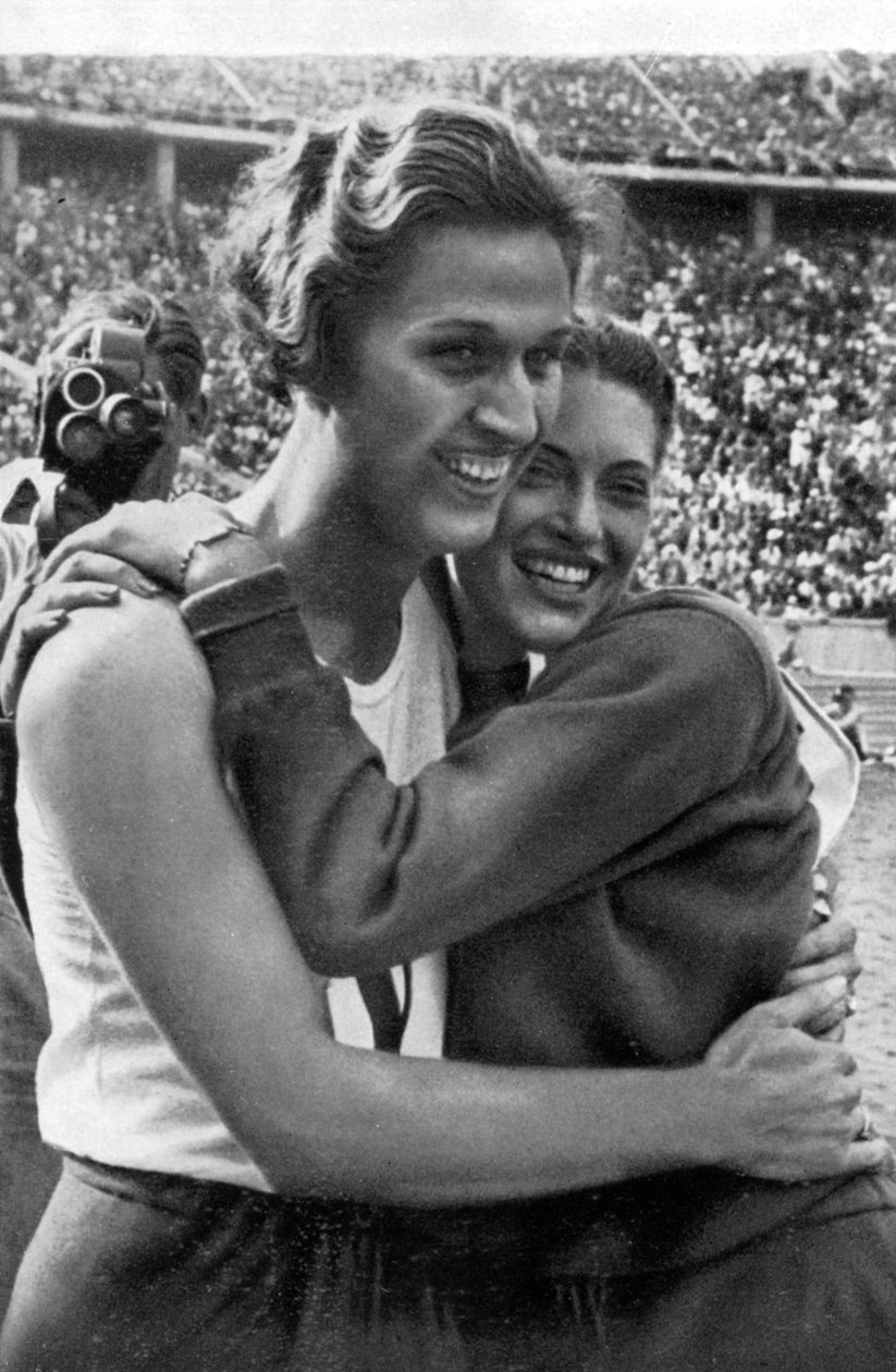 Helen Stephens and Alice Arden, American Athletes, Berlin Olympics by Unbekannt