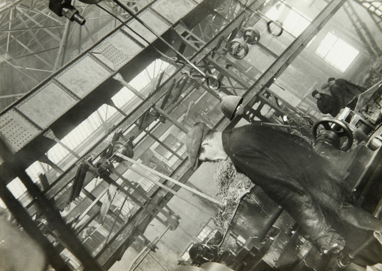 In a Mechanical Engineering Factory, USSR by Unbekannt