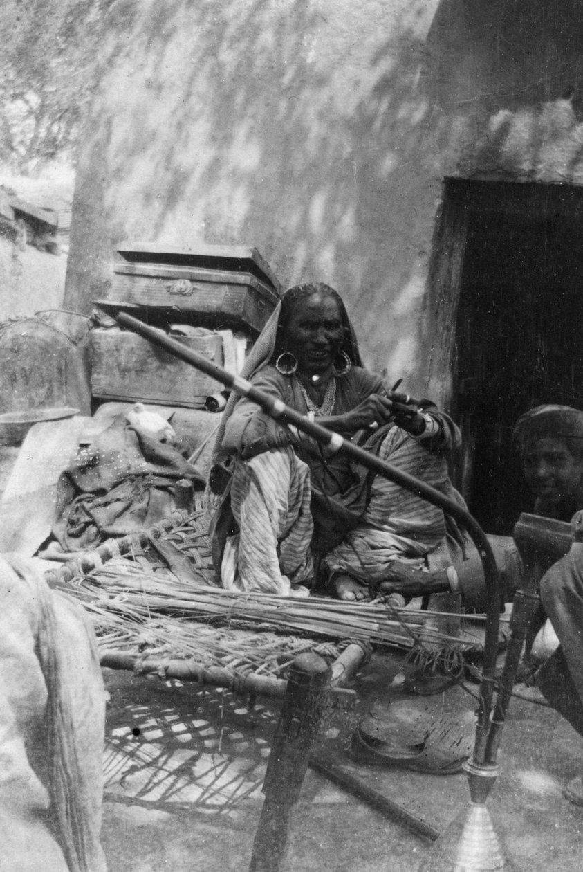 Indian woman of the lowest caste, Howshera, 1917 by Unbekannt