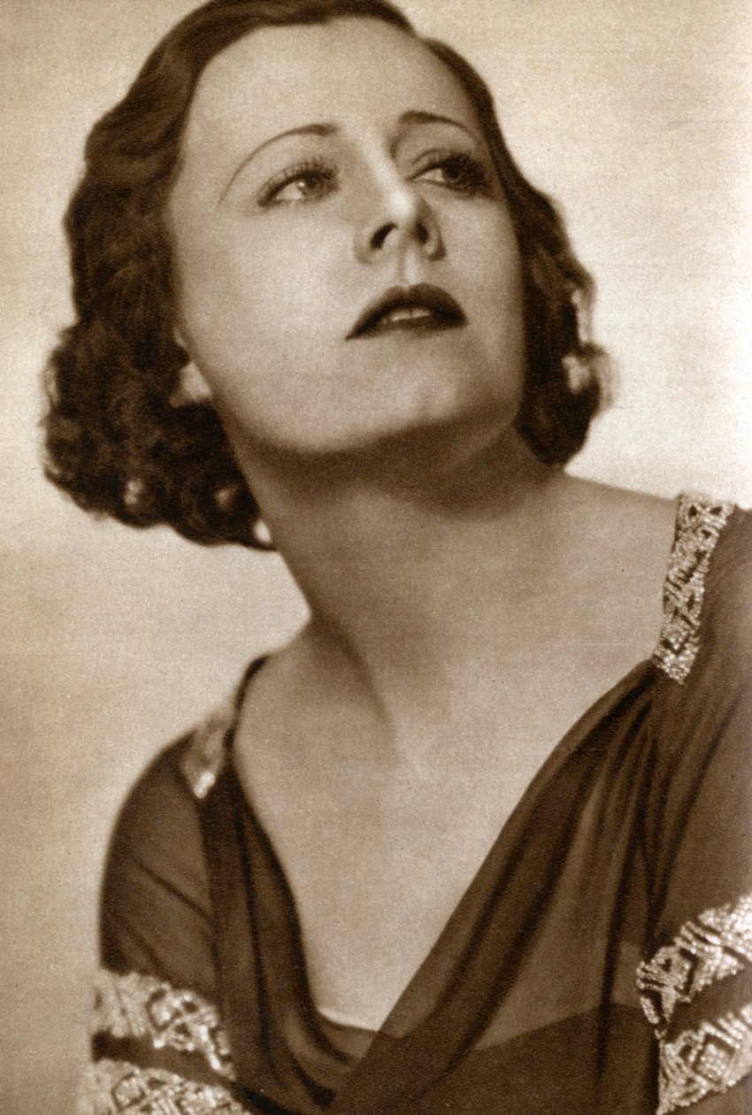 Irene Dunne, American actress, 1933 by Unbekannt