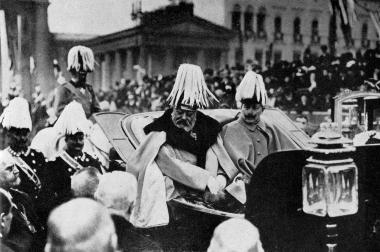 King Edward VII and Kaiser Wilhelm II in Berlin, February 1909 by Unbekannt