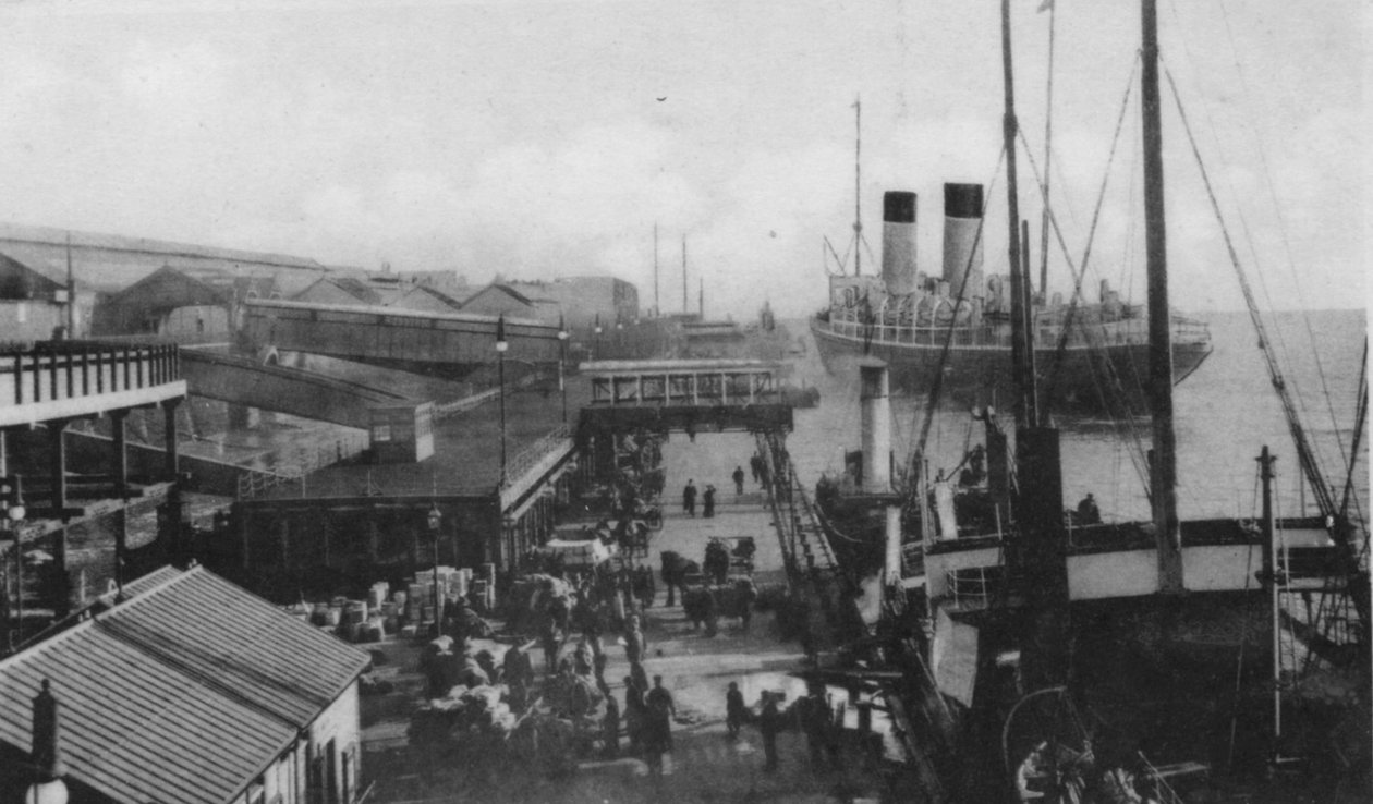 Landing Stage, Liverpool Docks by Unbekannt