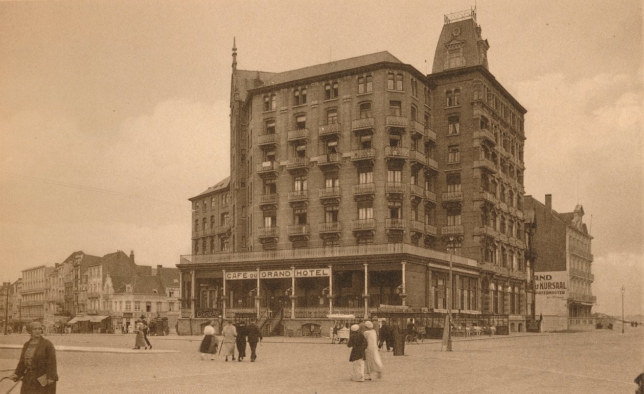 Le Grand Hotel by Unbekannt