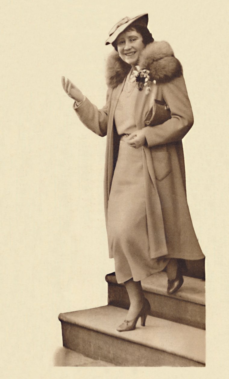 Leaving No. 3 Belgrave Square, for the christening of Princess Alexandra February 9, 1937 by Unbekannt