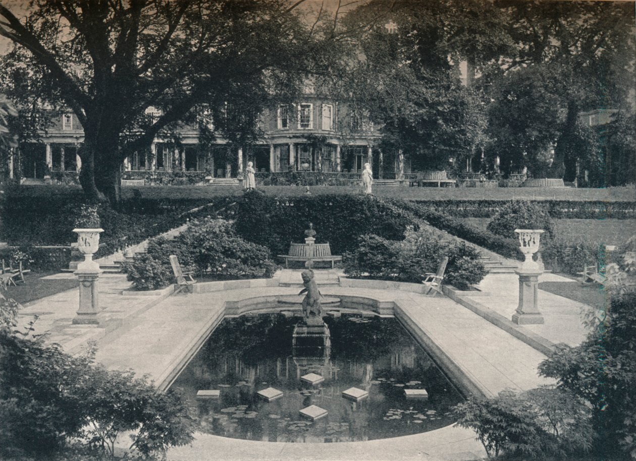 Lily Basin and West Front, The Hill, Hampstead Heath, c1900 by Unbekannt