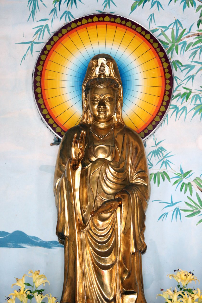 Linh Ung Buddhist Pagoda. Quan Am Bodhisattva of Compassion or Goddess of Mercy. Gesture of Protection (Abhay). Danang, Vietnam by Unbekannt