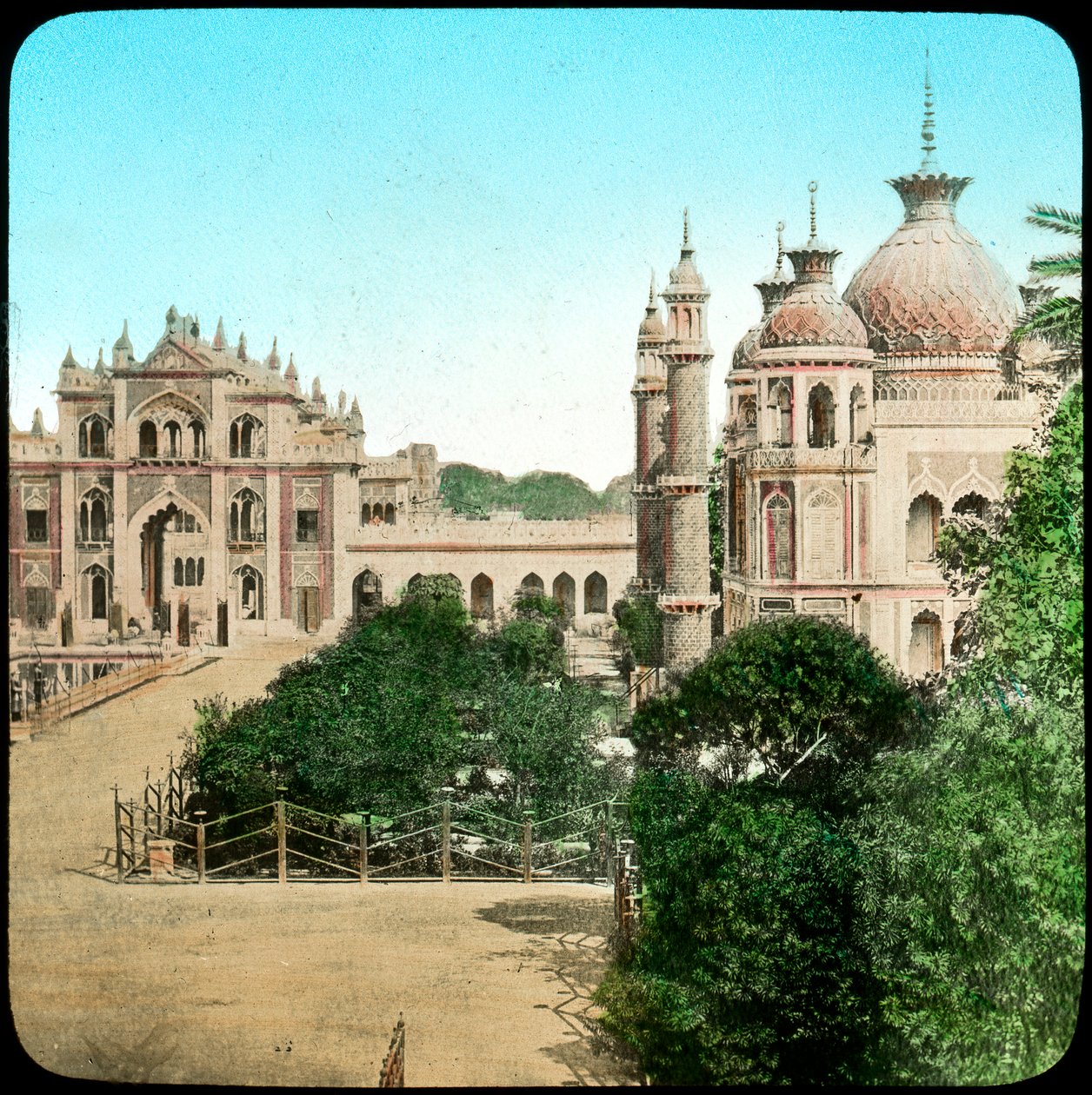 Lucknow, India by Unbekannt