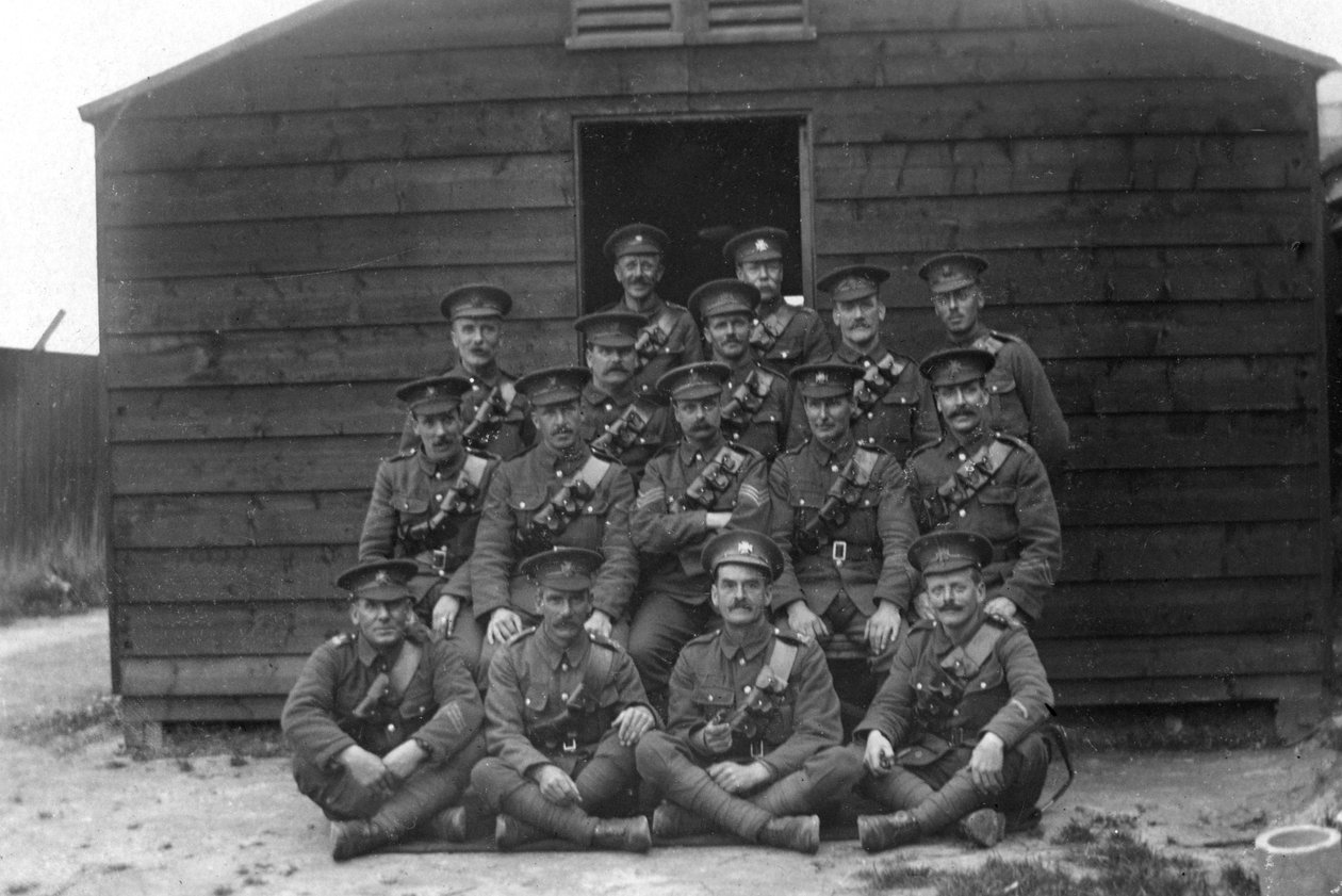 Main guard, Royal naval depot, Fleet House and Archcliffe Fort, Dover, c1916 by Unbekannt